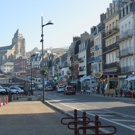 Entre Mer Et Falaises Le Tréport Exteriör bild